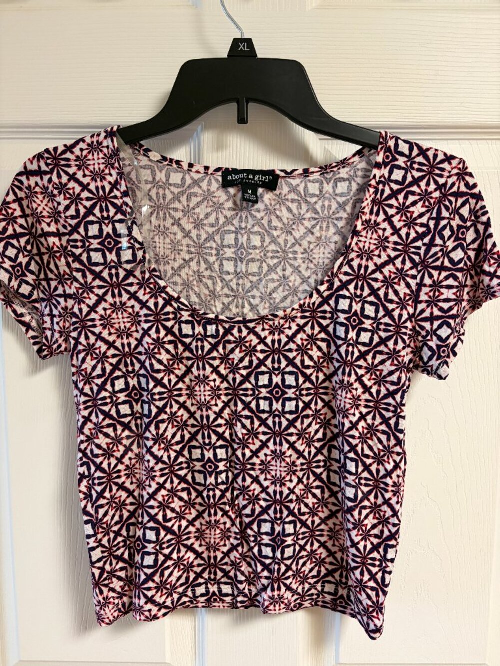 Ladies Bundle of 3 crop shirts tank Forever 21, Aero, About a Girl size medium